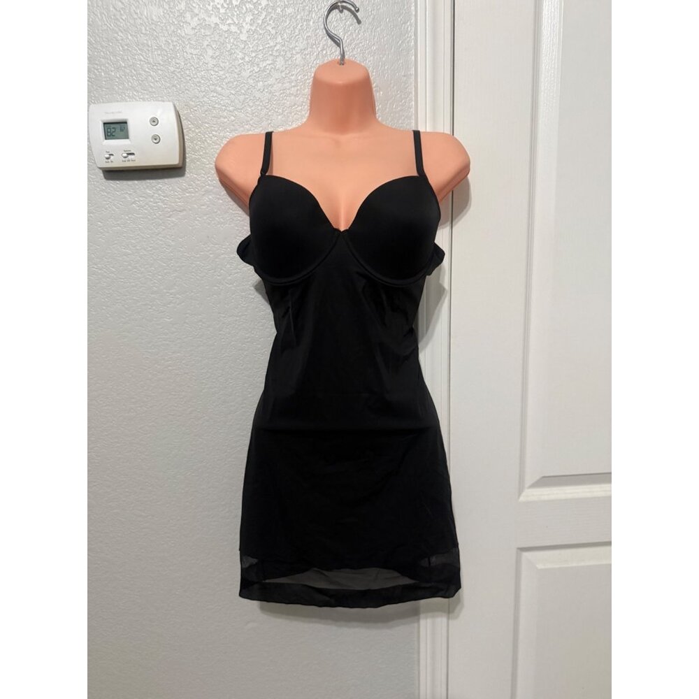 New Black mini dress - Picture 4 of 7